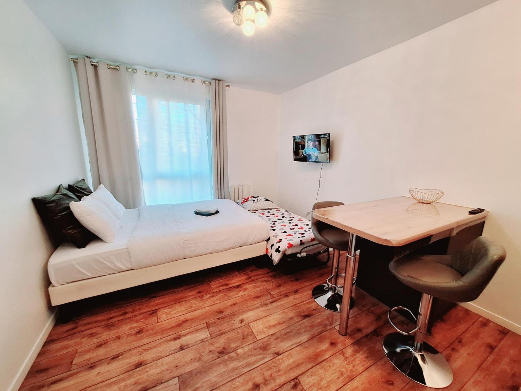 Alpha - 2min By Train To Disneyland, Eurostar, Tgv Or 20-minute Walk To Apartment *