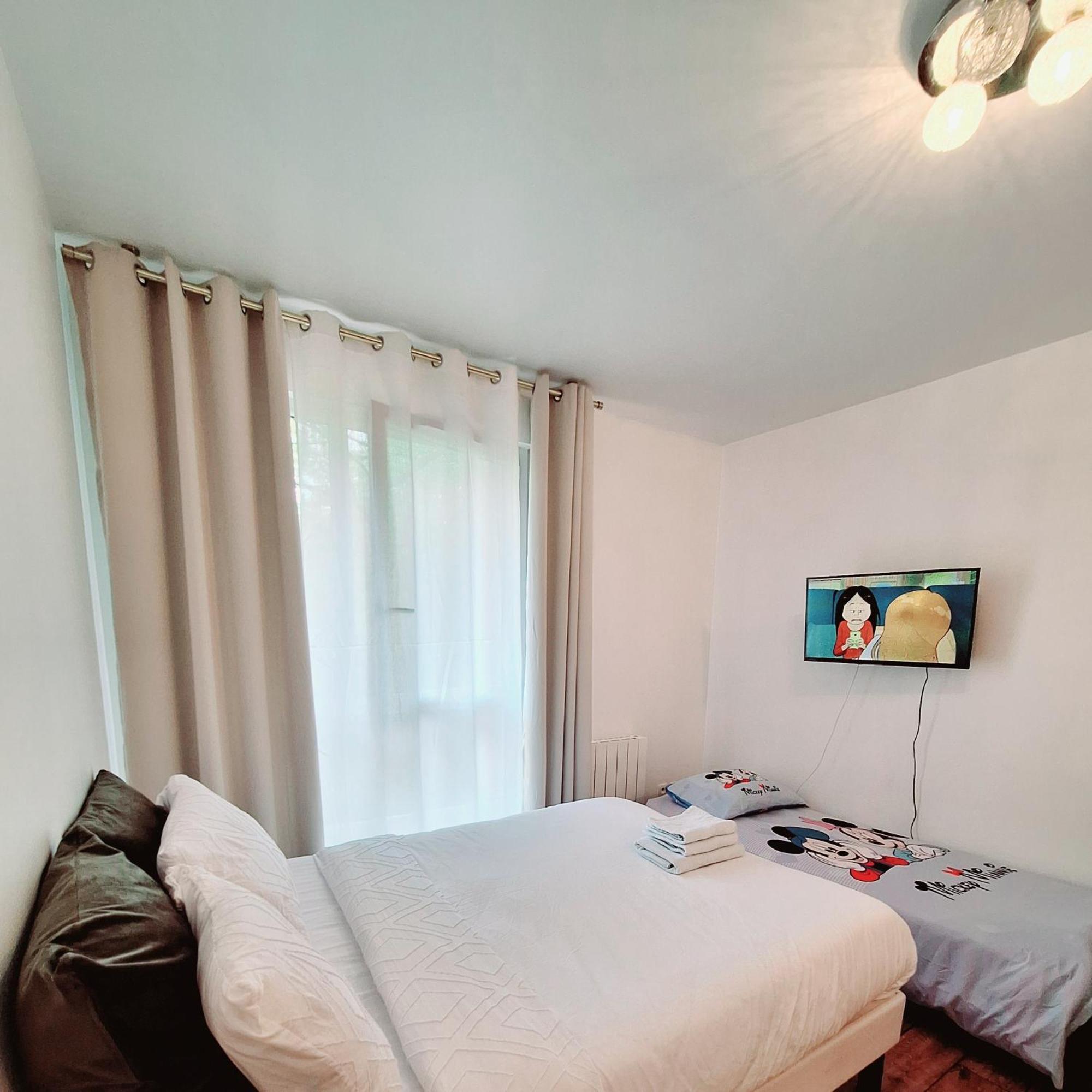Apartment Alpha - 2min By Train To Disneyland, Eurostar, Tgv Or 20-minute Walk To *