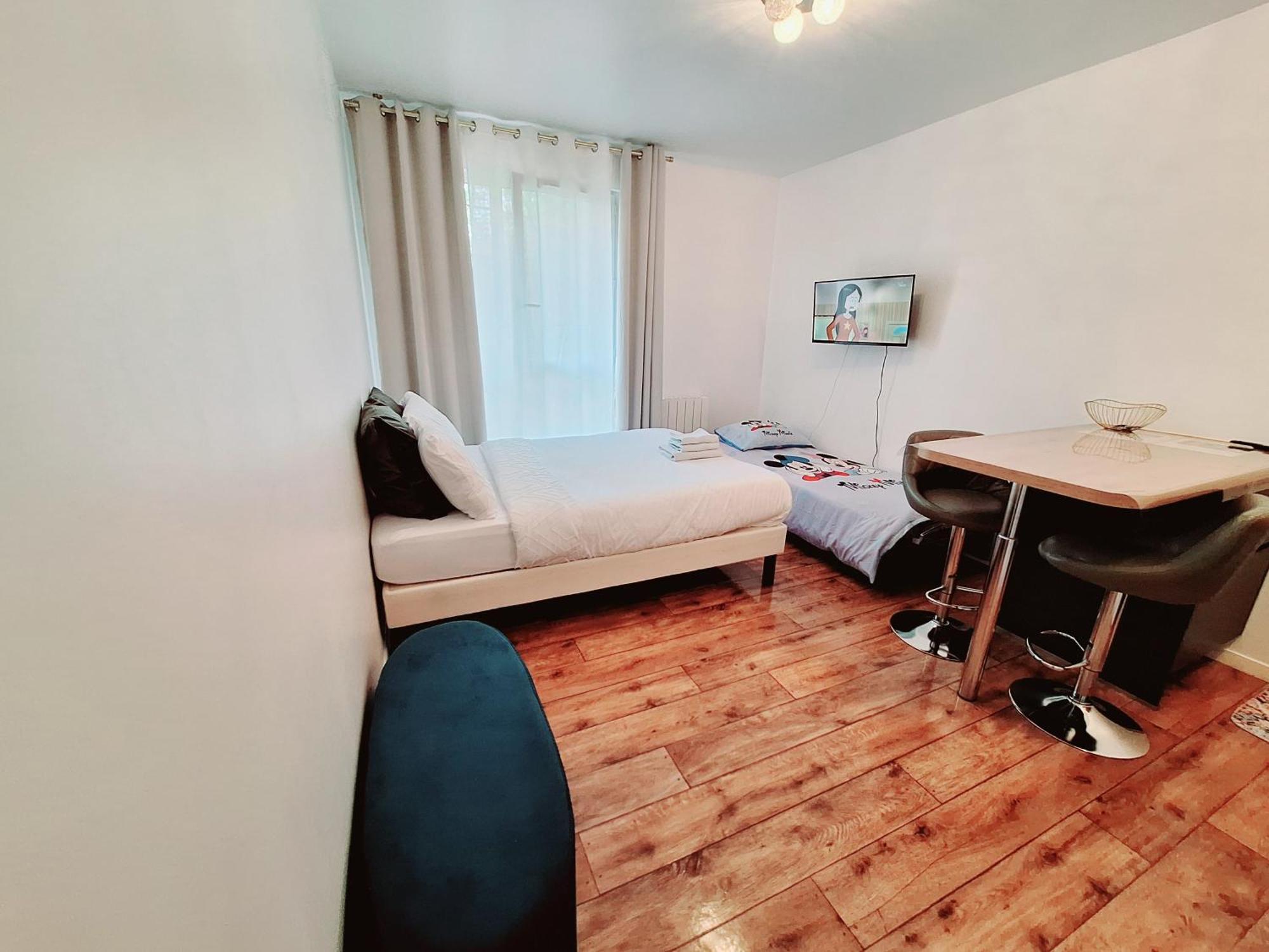 Alpha - 2min By Train To Disneyland, Eurostar, Tgv Or 20-minute Walk To *