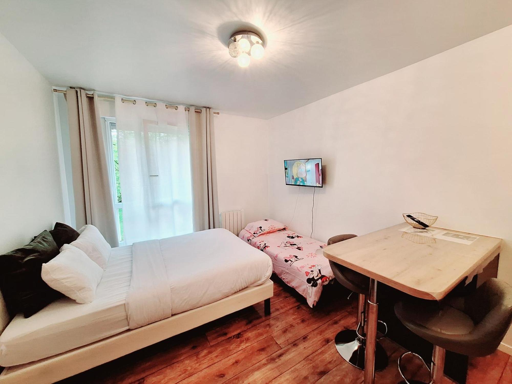 Alpha - 2min By Train To Disneyland, Eurostar, Tgv Or 20-minute Walk To Apartment *