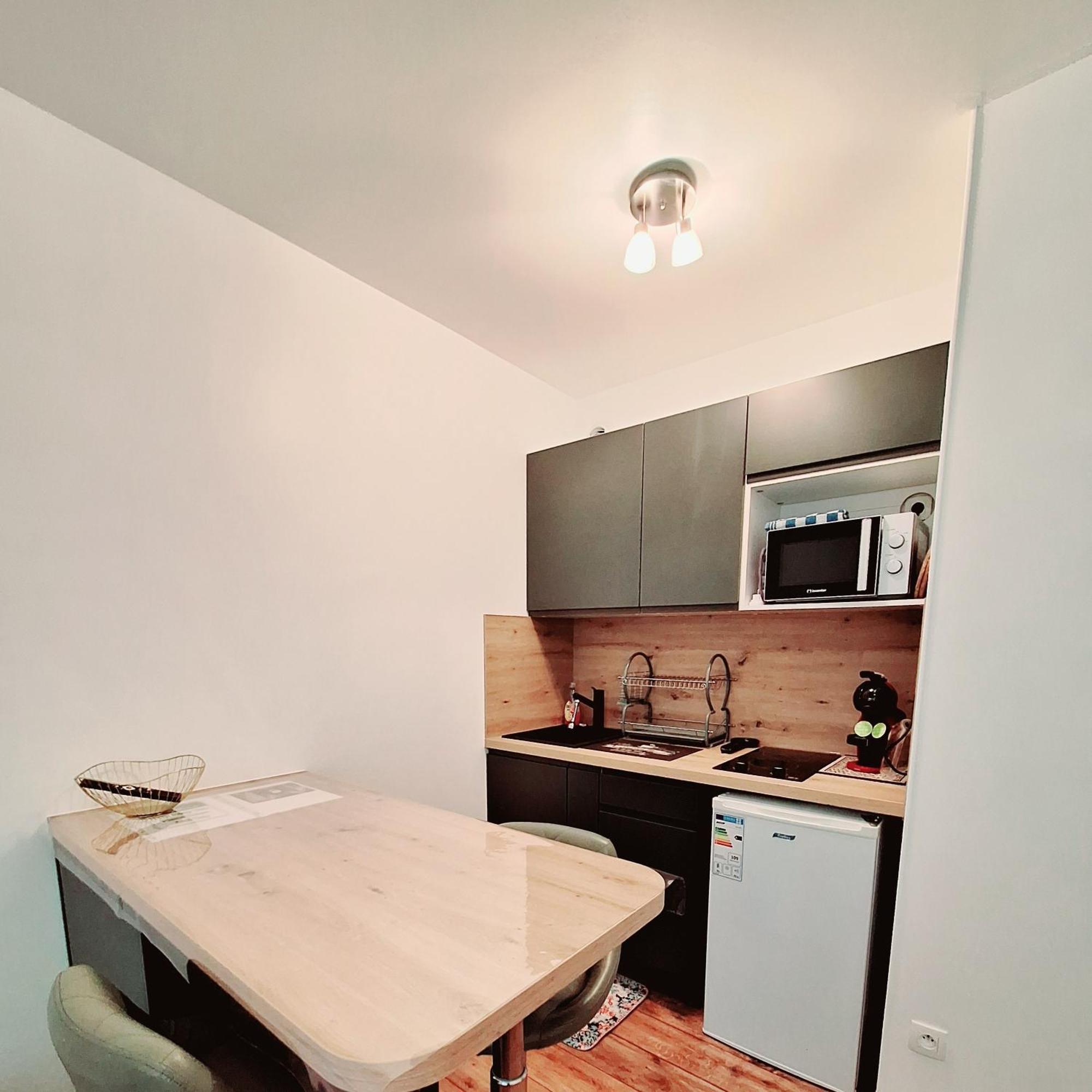 Apartment Studio Alpha - 2Min By Train To Disneyland, Eurostar, Tgv Or 20-Minute Walk To Disney Montevrain